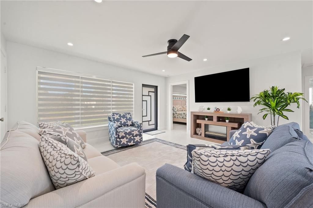 ISLES OF CAPRI - Residential