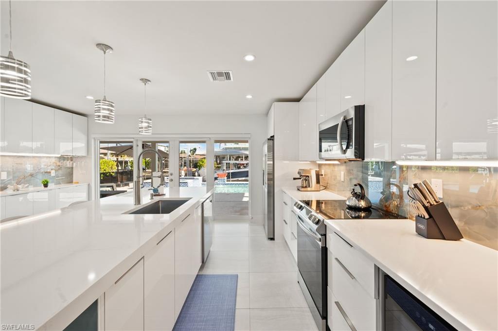 ISLES OF CAPRI - Residential