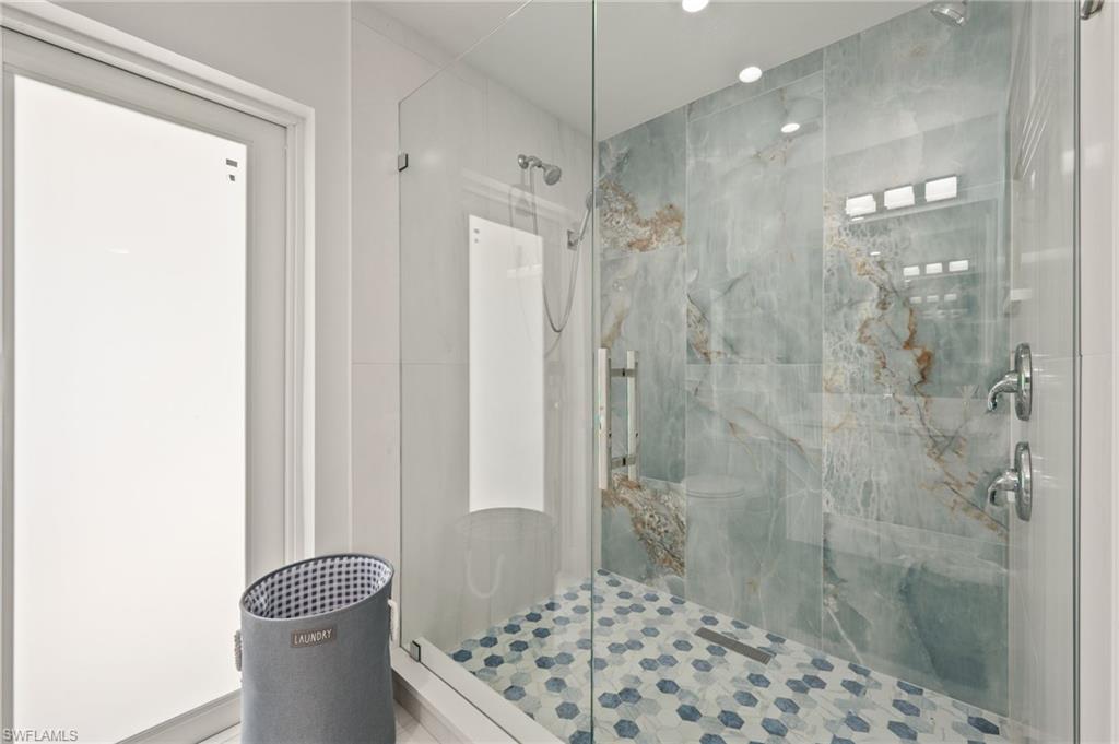 ISLES OF CAPRI - Residential