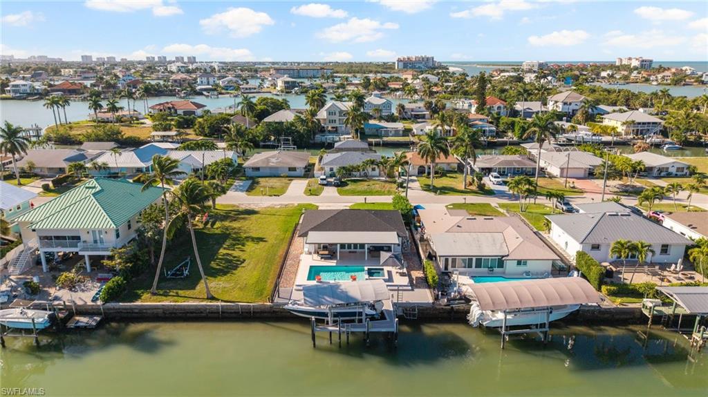 ISLES OF CAPRI - Residential