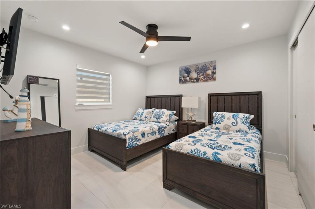 ISLES OF CAPRI - Residential