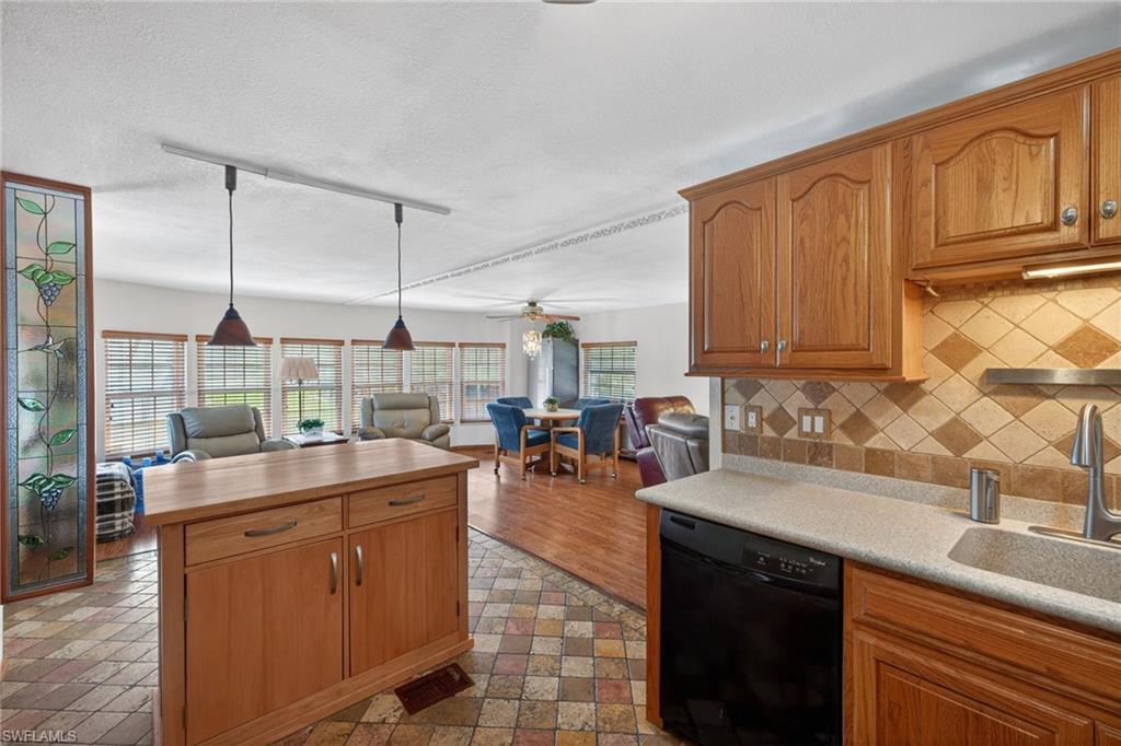 OAK PARK VILLAGE CO-OP INC - Residential