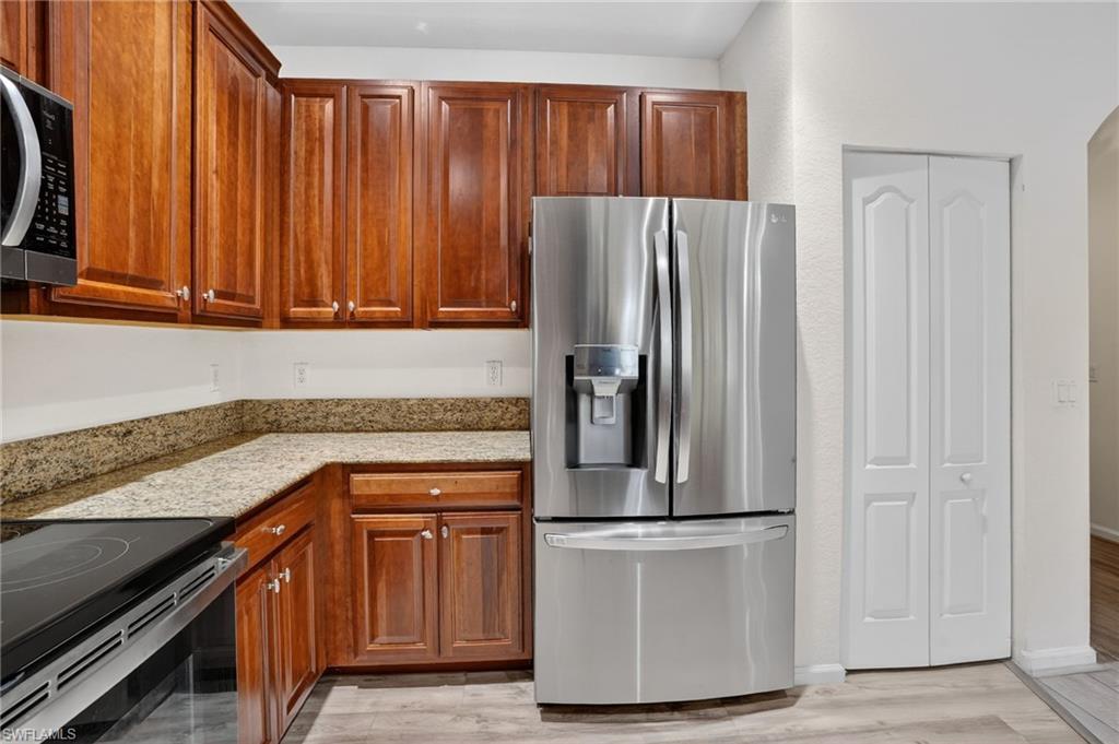 FALLS OF PORTOFINO - Residential Lease