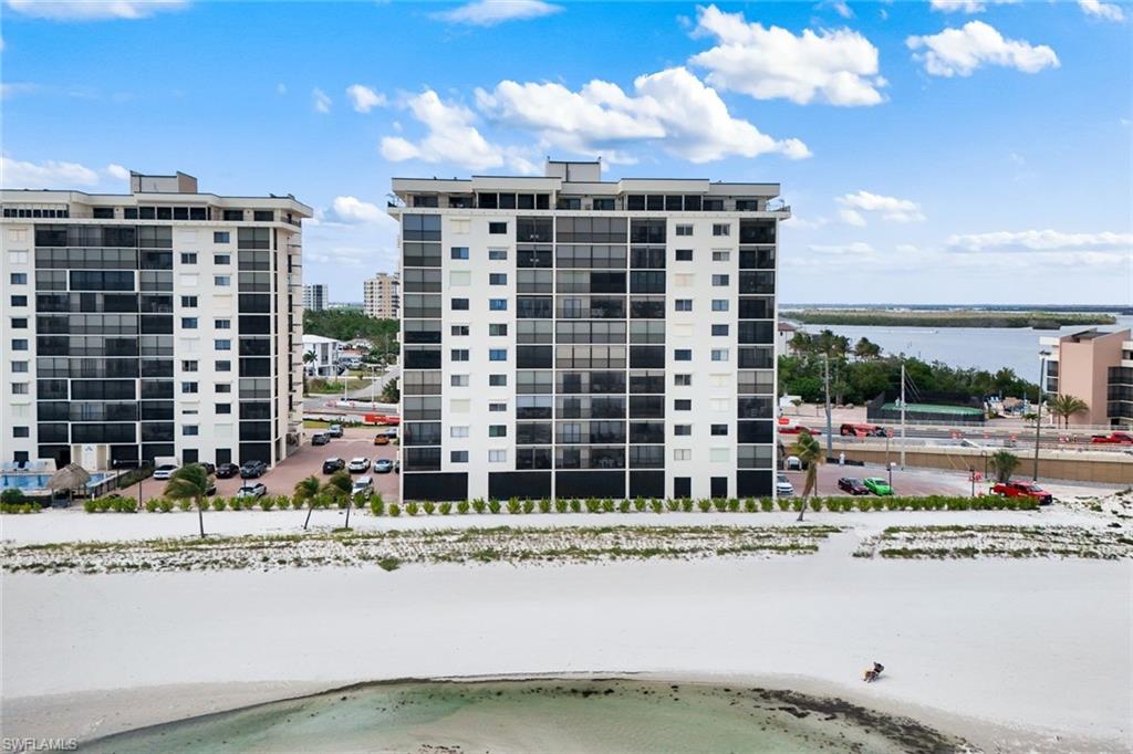 ISLANDS END CONDO - Residential