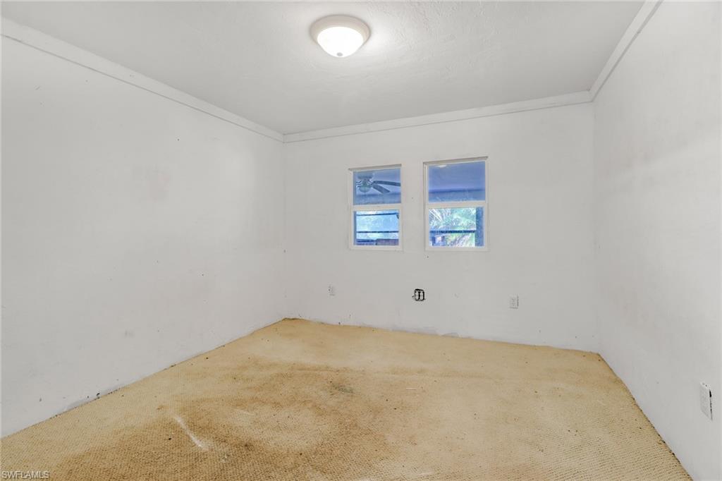 ACREAGE HEADER - Residential