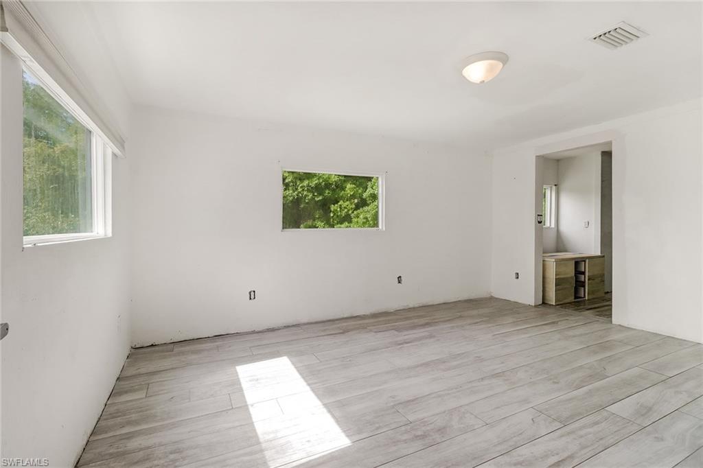 ACREAGE HEADER - Residential