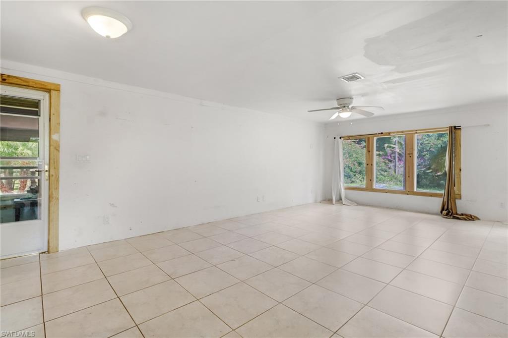 ACREAGE HEADER - Residential