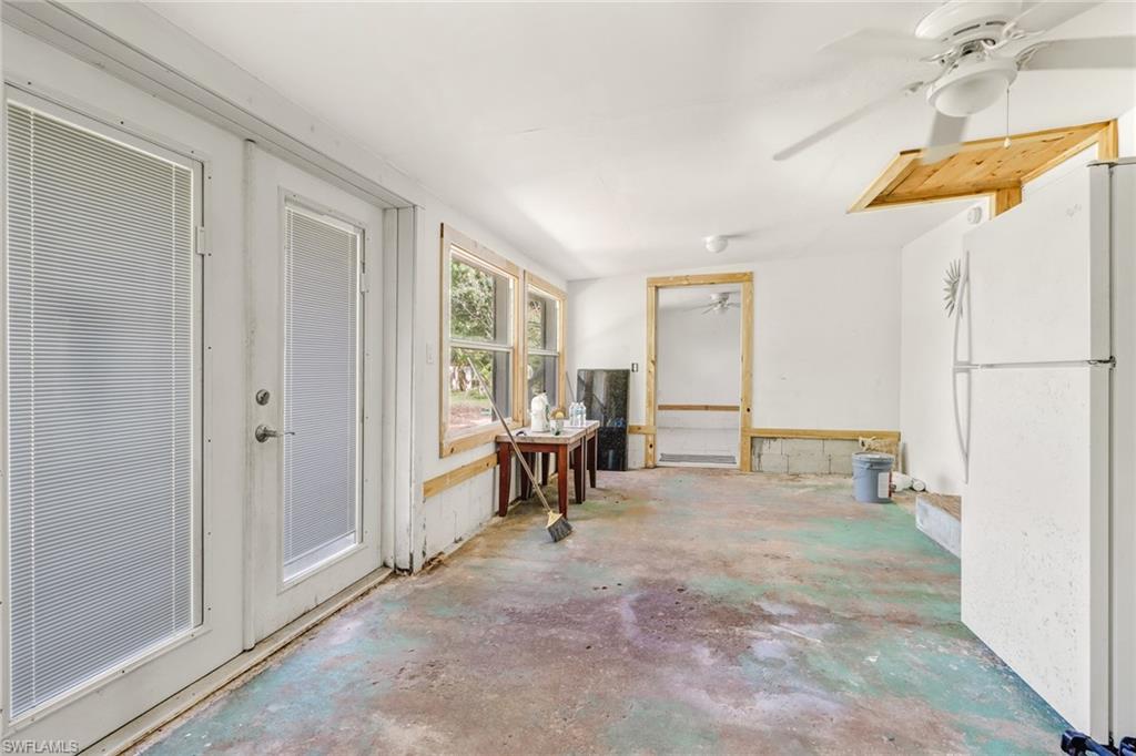 ACREAGE HEADER - Residential