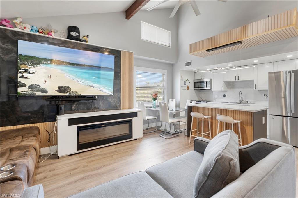 PINE MANOR - Residential