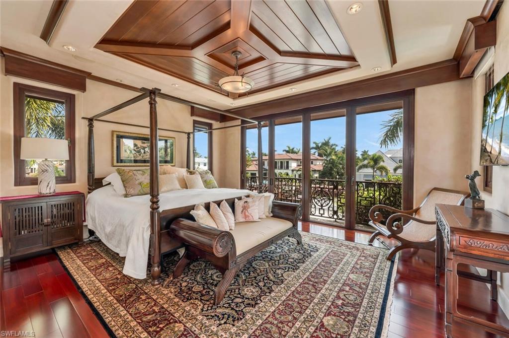 AQUALANE SHORES - Residential