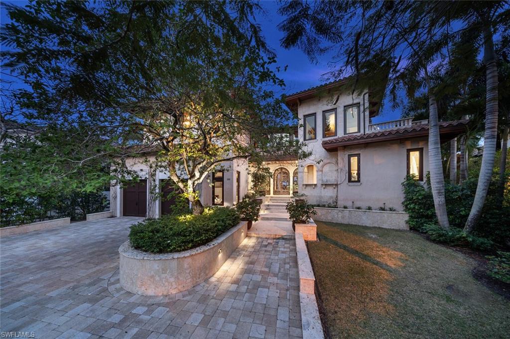 AQUALANE SHORES - Residential