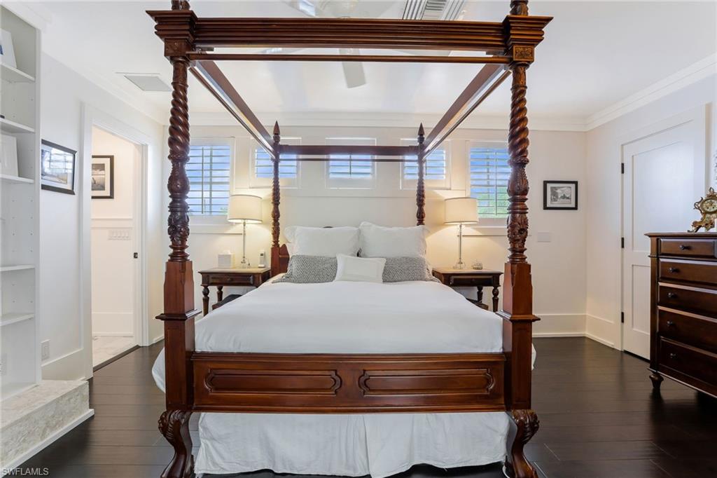 OLDE NAPLES - Residential