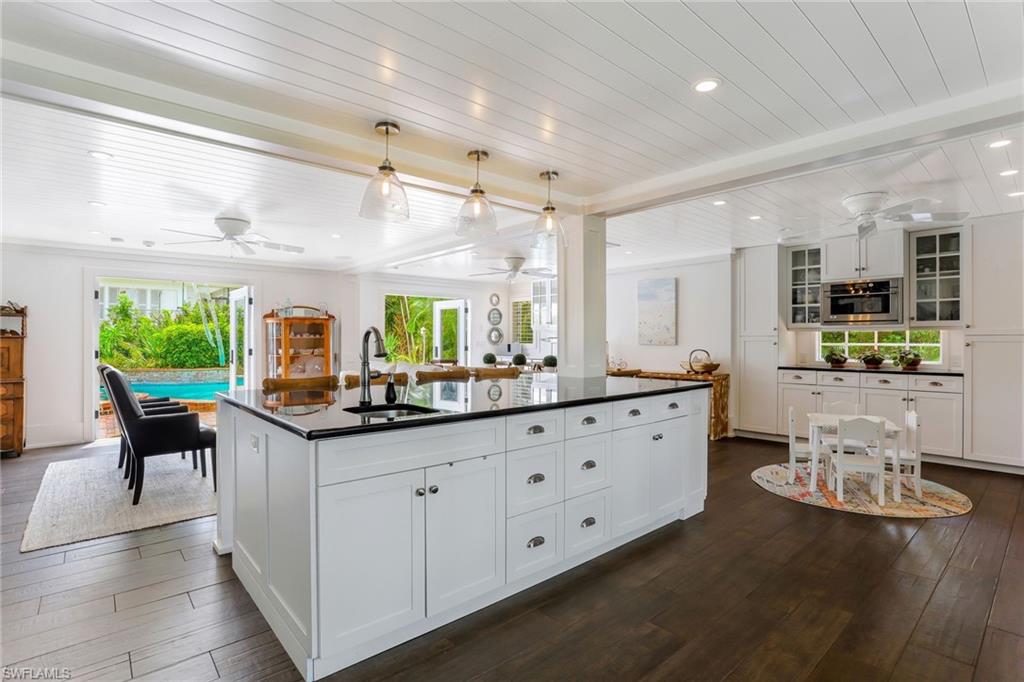 OLDE NAPLES - Residential