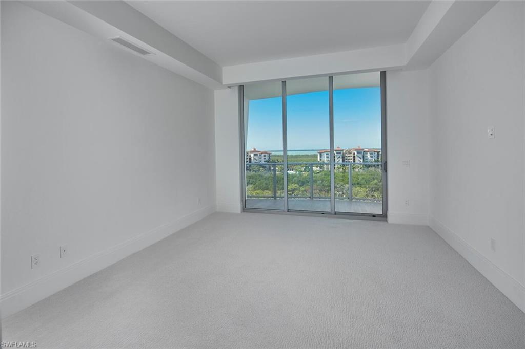 INFINITY AT THE COLONY - Residential