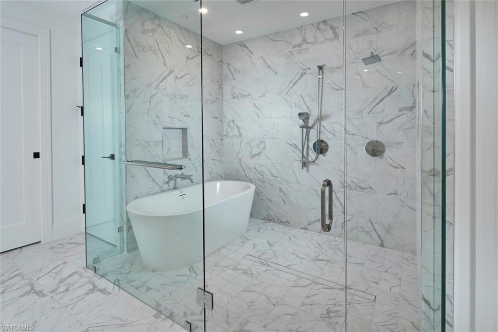 INFINITY AT THE COLONY - Residential