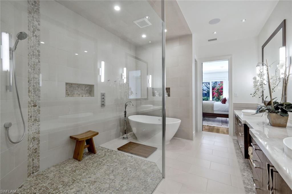 ISLE VERDE - Residential