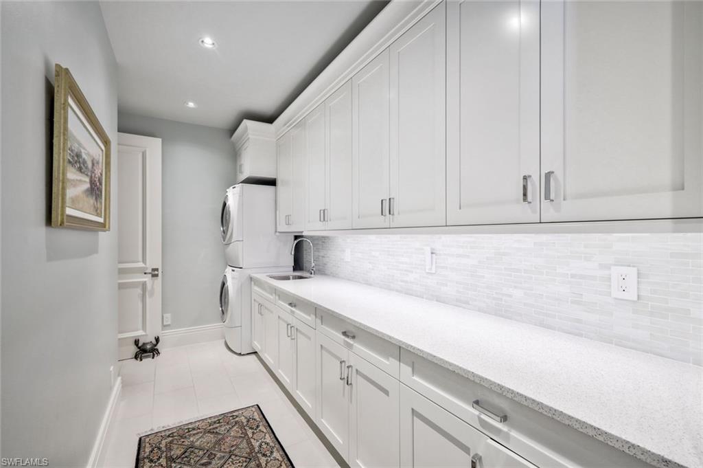 ISLE VERDE - Residential