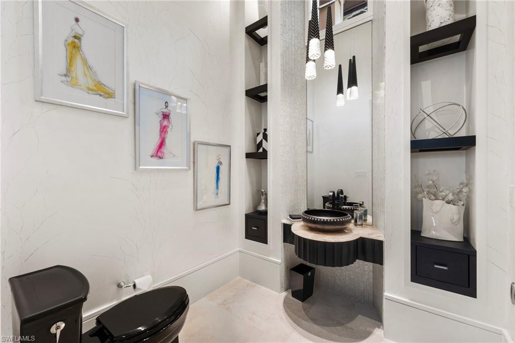 QUAIL WEST - Residential