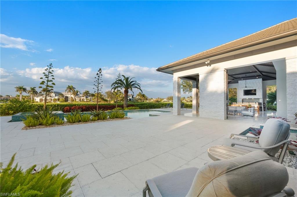 QUAIL WEST - Residential