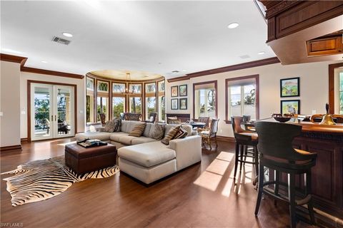 40 5th AVE S NAPLES FL 34102