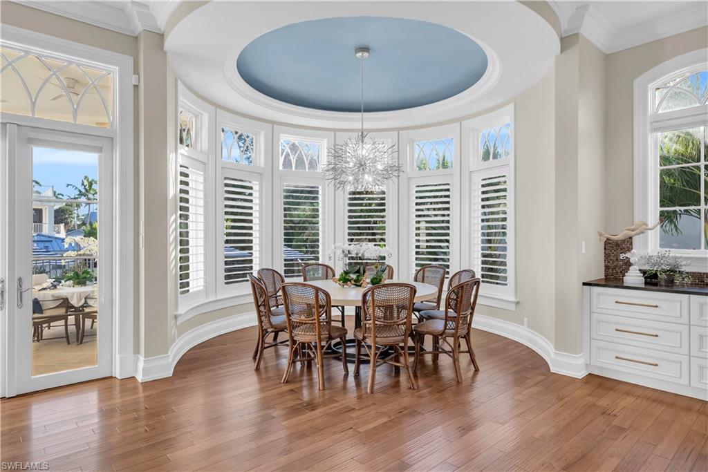 OLDE NAPLES - Residential