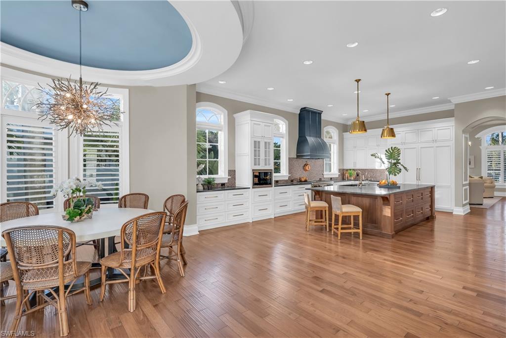 OLDE NAPLES - Residential