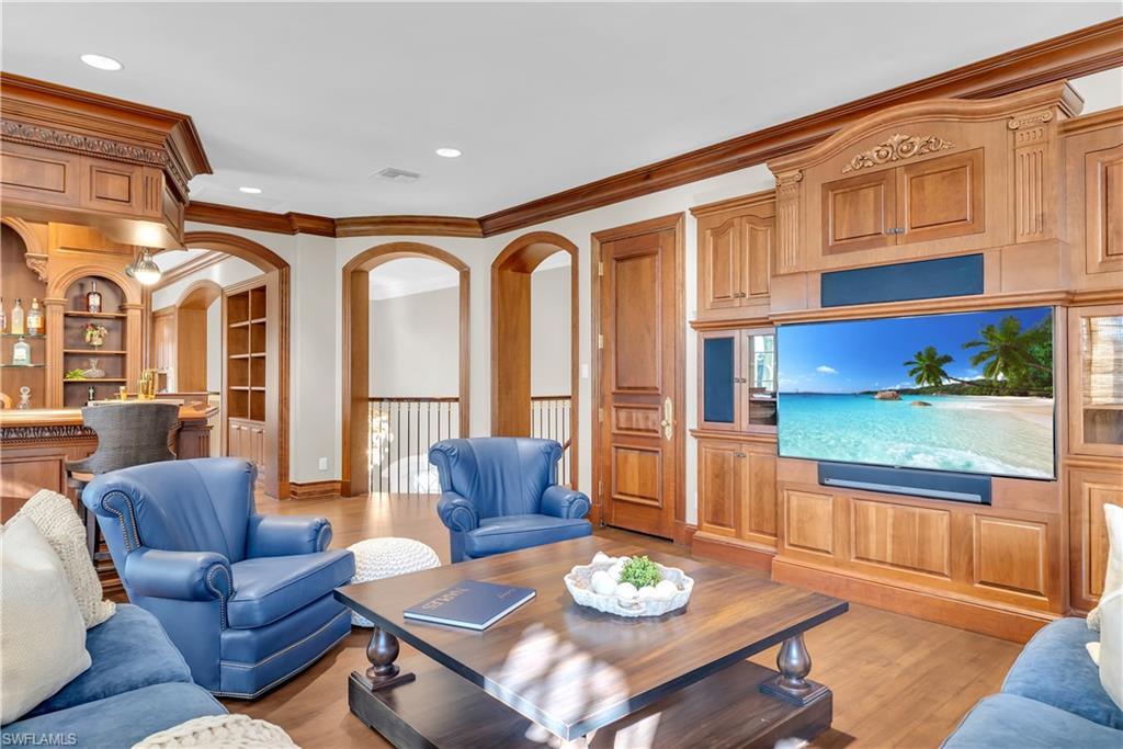 OLDE NAPLES - Residential