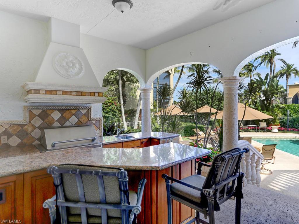 BAY COLONY SHORES - Residential