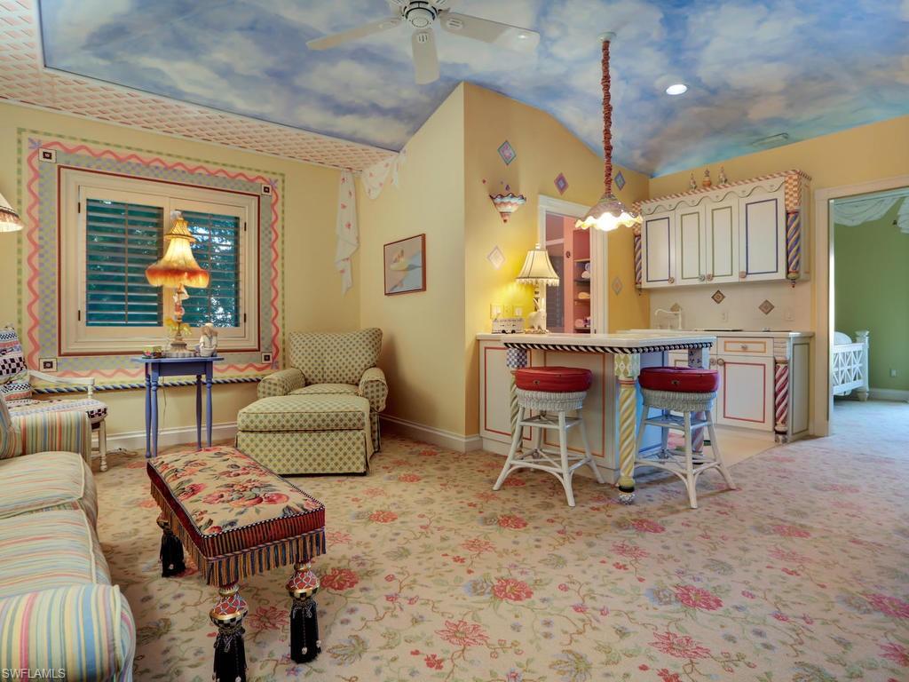 BAY COLONY SHORES - Residential