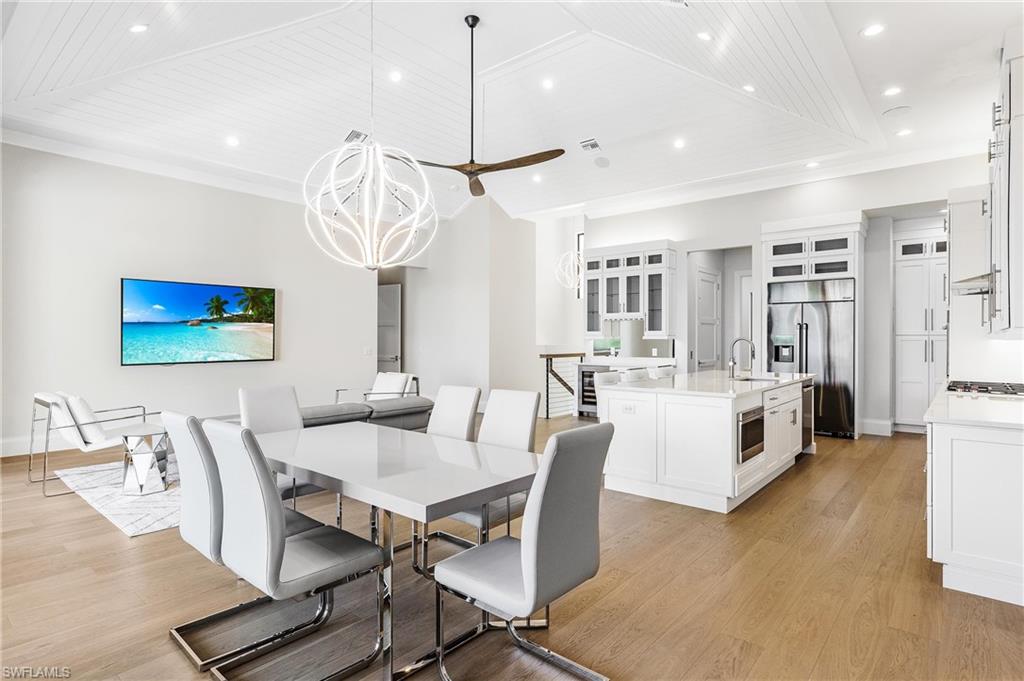 SOUTHPORT ON THE BAY - Residential