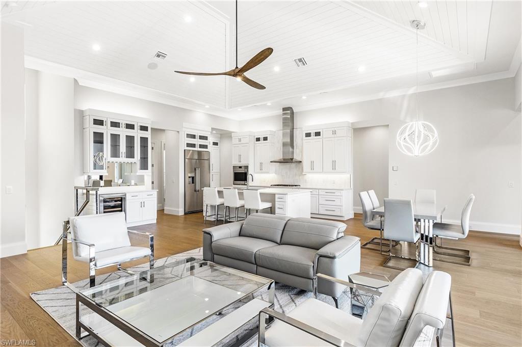 SOUTHPORT ON THE BAY - Residential