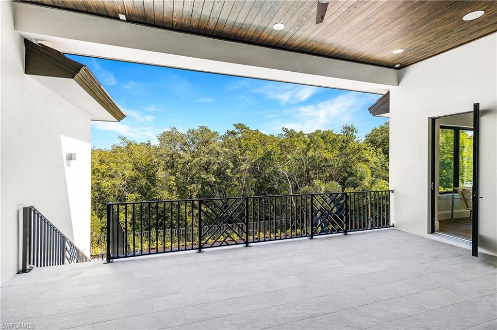 SOUTHPORT ON THE BAY - Residential