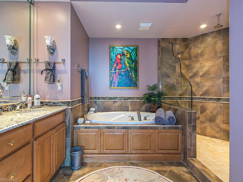 GRANDE EXCELSIOR - Residential