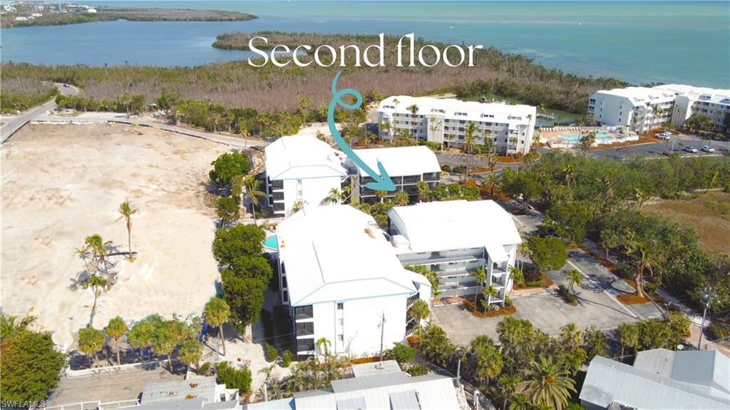 TENNIS VILLAS - Residential