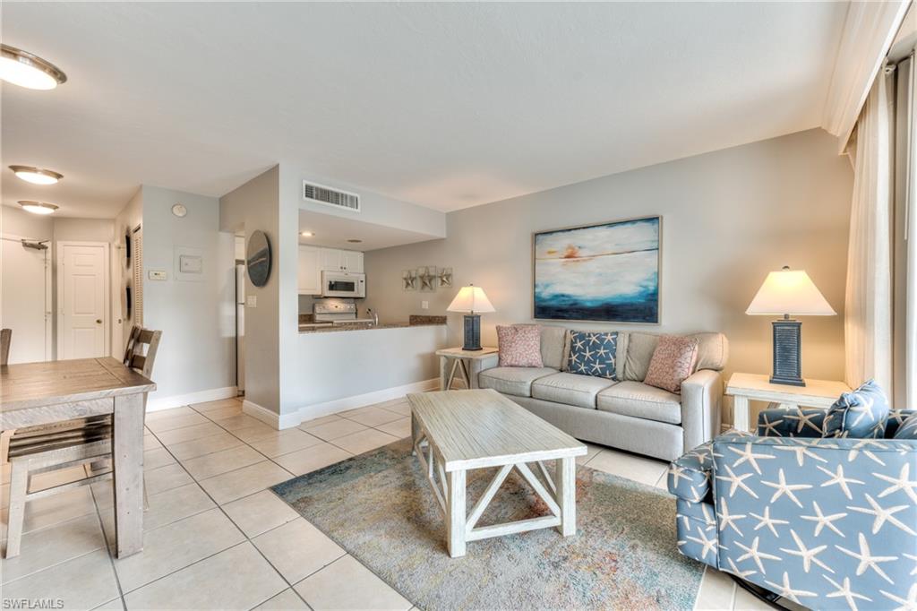 TENNIS VILLAS - Residential