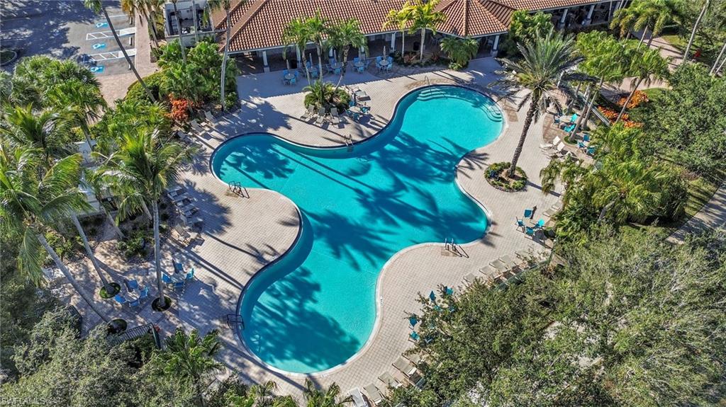 ISLAND WALK - Residential