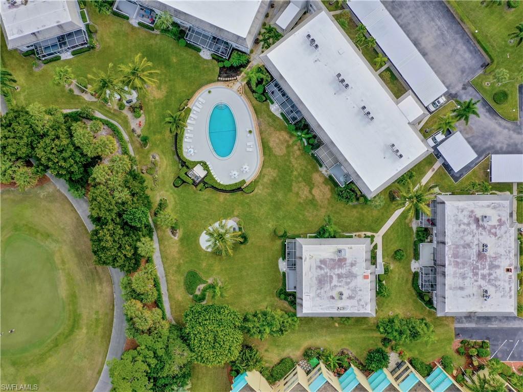 MONTEGO MANOR - Residential