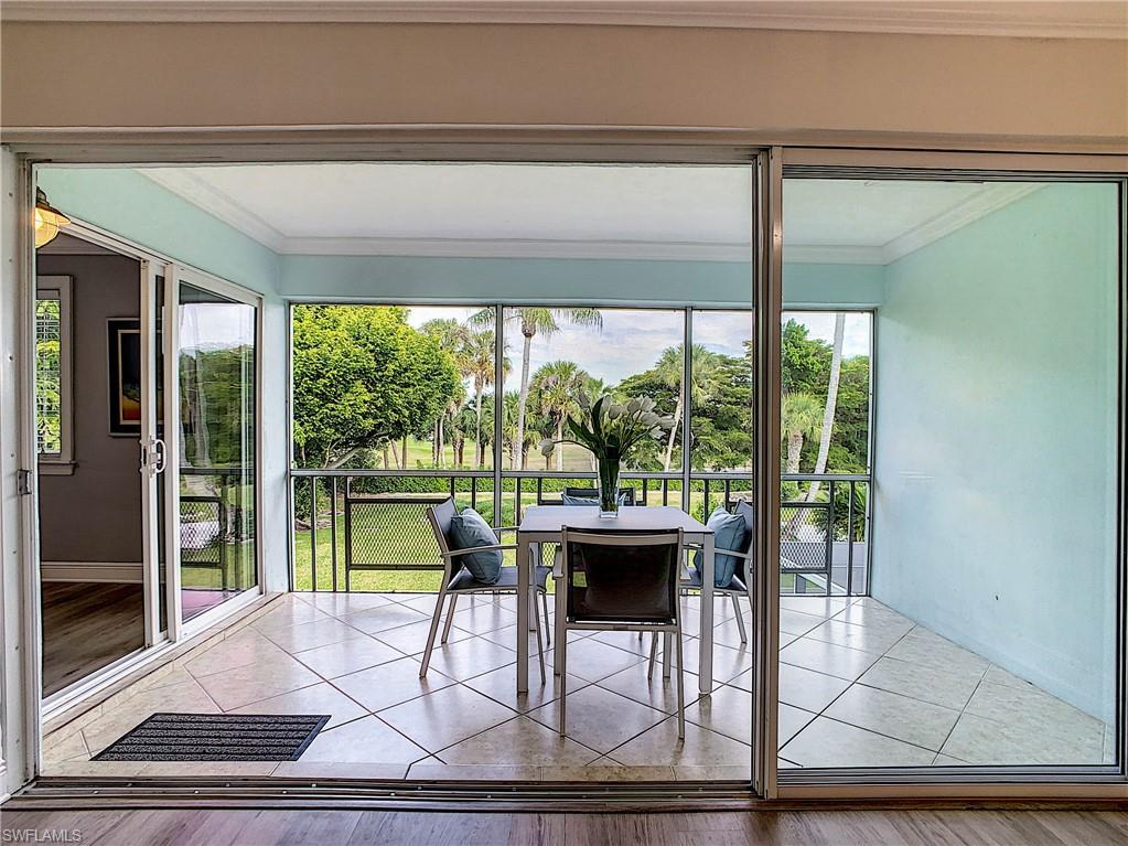 MONTEGO MANOR - Residential