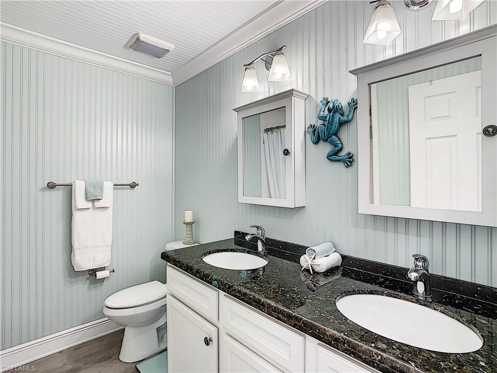 MONTEGO MANOR - Residential