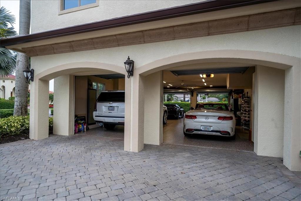 QUAIL WEST - Residential