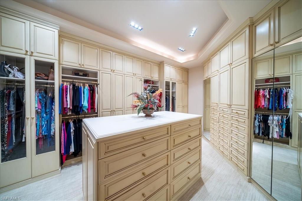 QUAIL WEST - Residential