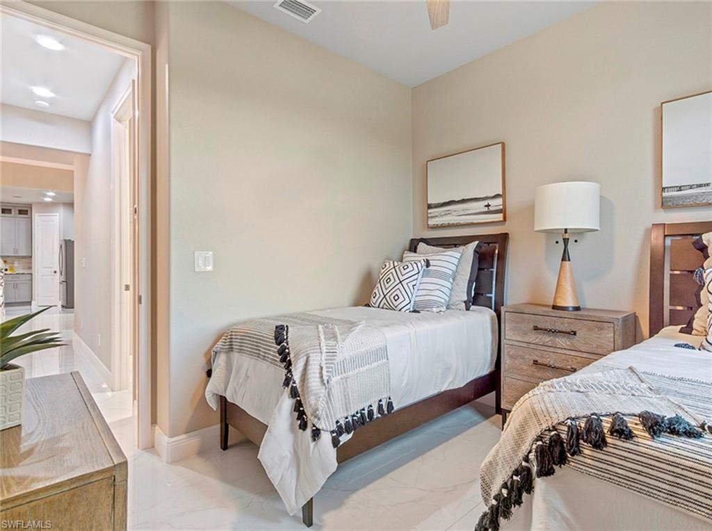 WINDWARD ISLE - Residential