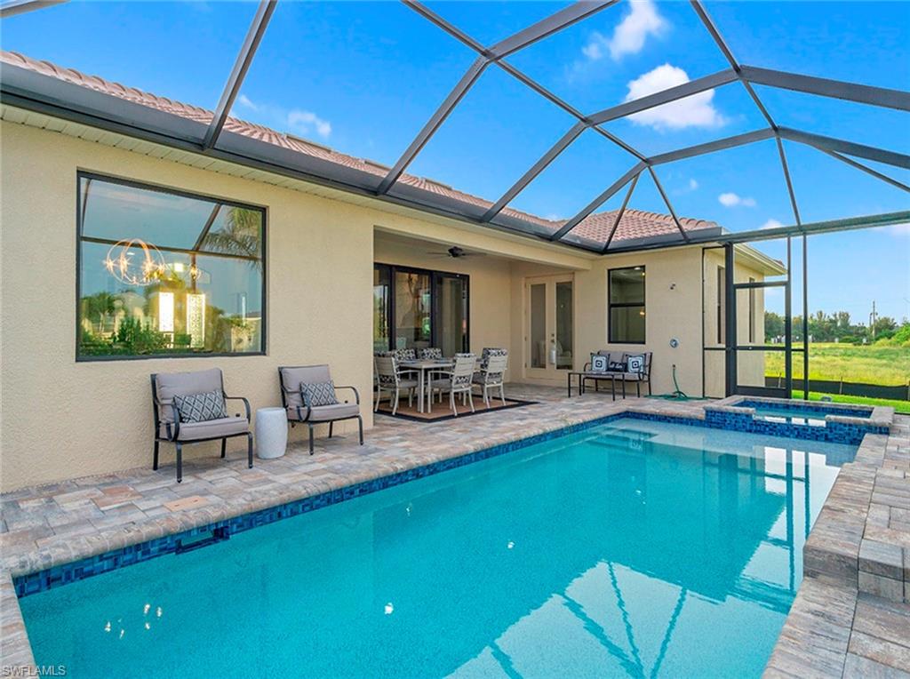 WINDWARD ISLE - Residential