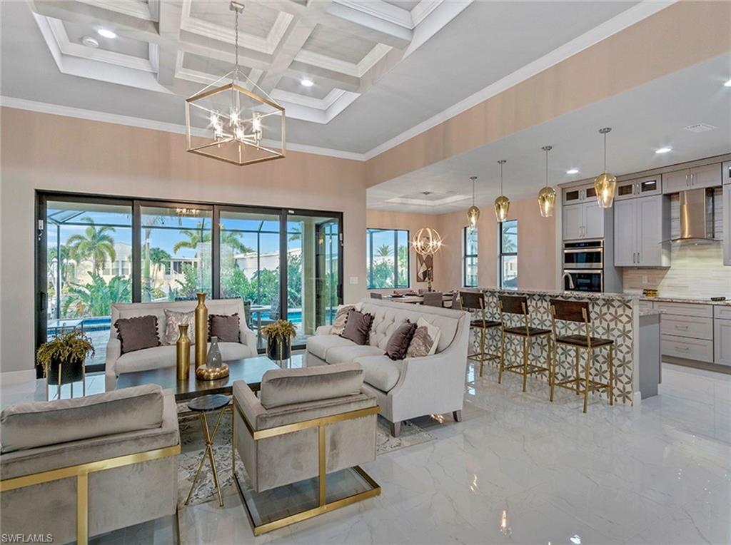 WINDWARD ISLE - Residential