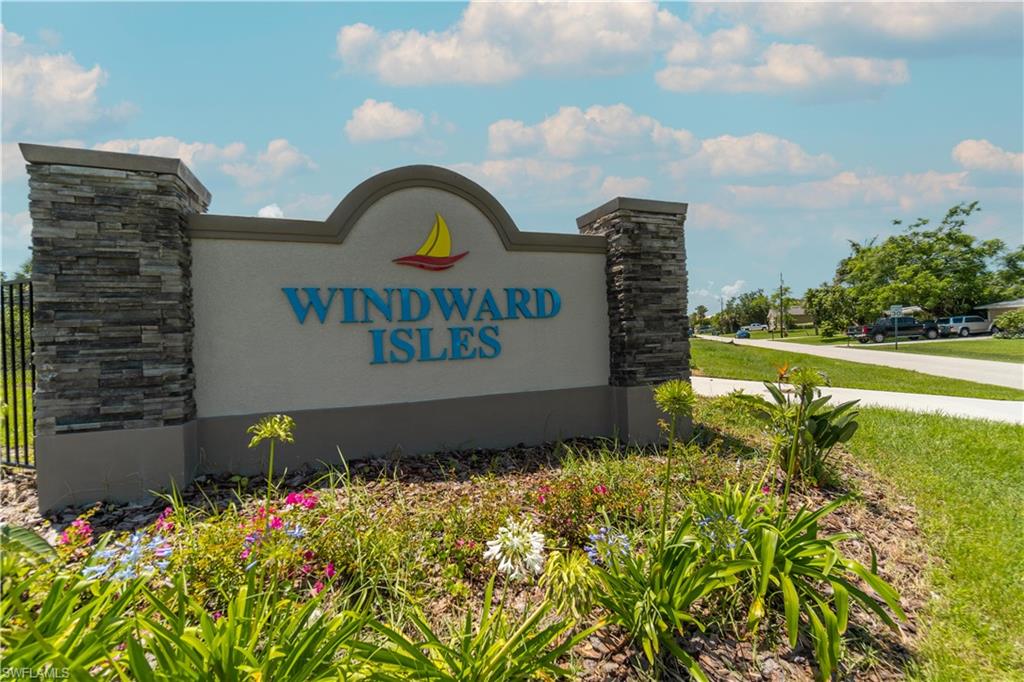WINDWARD ISLE - Residential