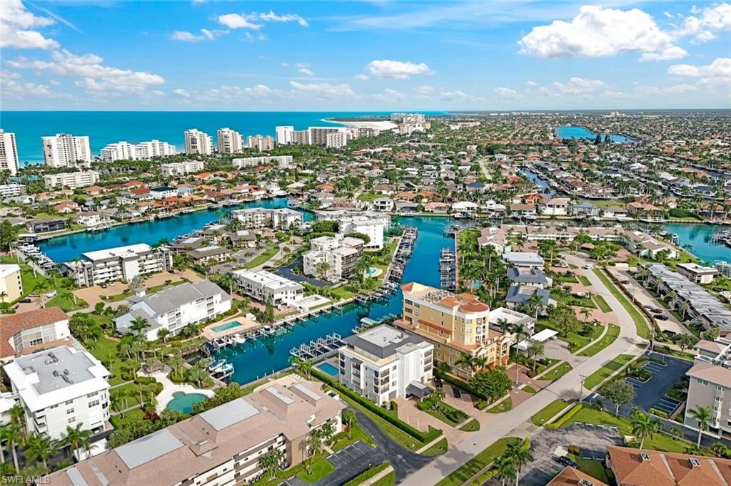 910 Panama CT 302