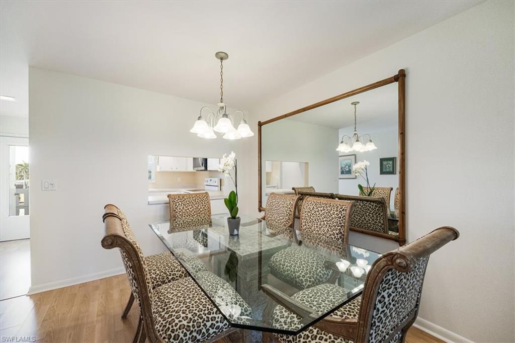 VISTA PALMS - Residential