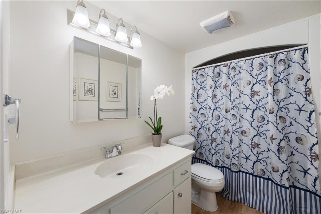 VISTA PALMS - Residential