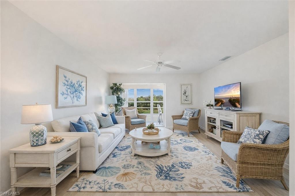 VISTA PALMS - Residential