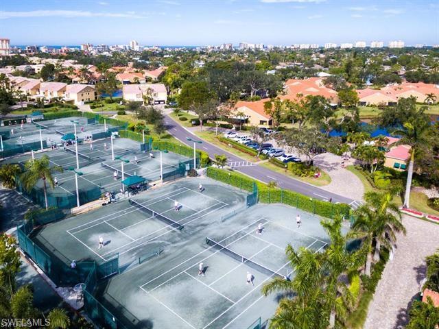 BEACHWALK HOMES - Residential